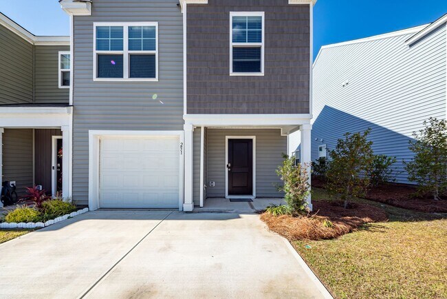 Foto del edificio - 3 Bedroom, 2.5 Bathroom Townhome in Carolina Groves - Moncks Corner