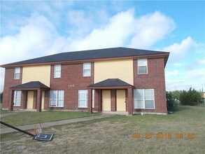 Building Photo - 1210 D Industrial