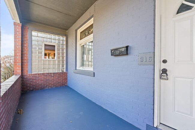 Photo - Newly renovated 3 bedroom 1 bath in Mt. Ol... House