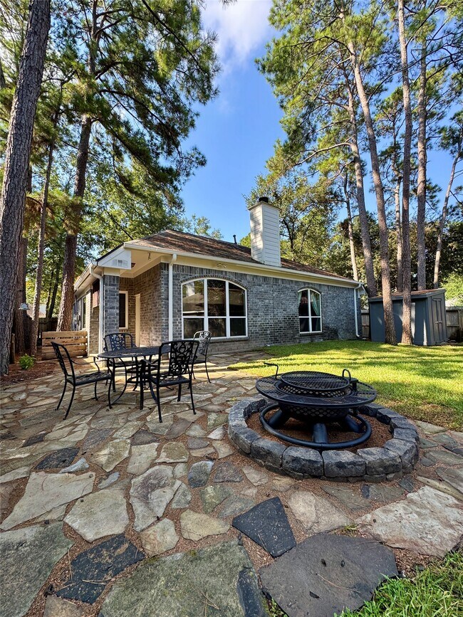 Building Photo - 42 Tranquil Glade Pl