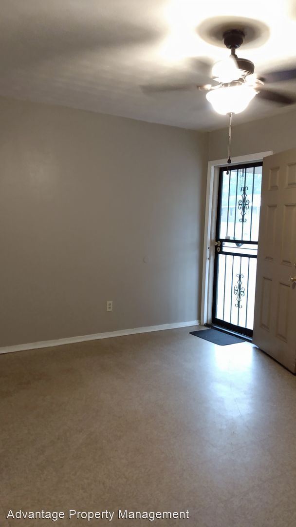 Building Photo - 2 br, 1 bath House - 2188 Corry Ave.