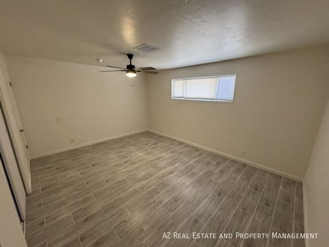 Photo - 1005 E Turney Ave Apartment