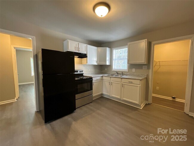 Foto del edificio - 296 Pecan Ave SW