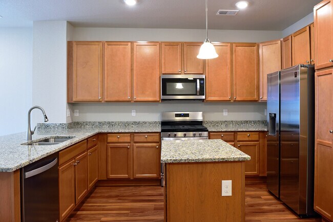 Building Photo - 14932 E Belleview Ave