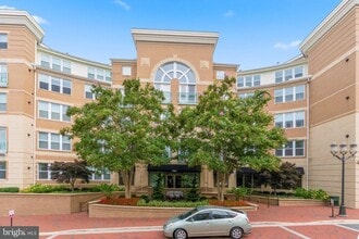 Building Photo - 12000 Market St