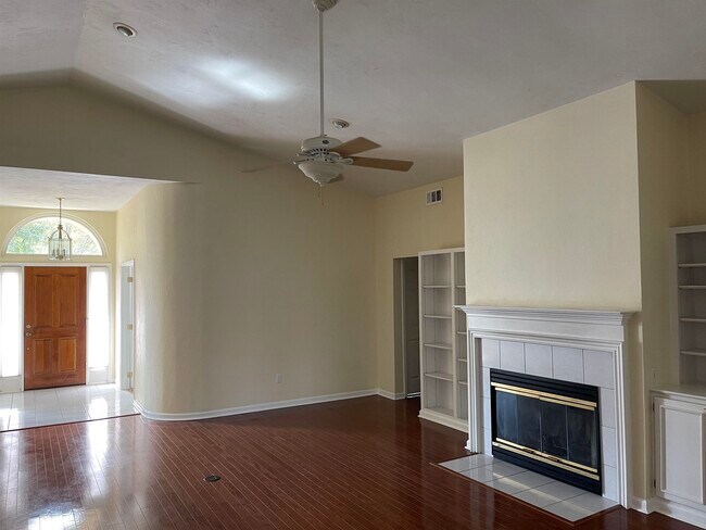 Foto del edificio - 6309 Coach House Ct