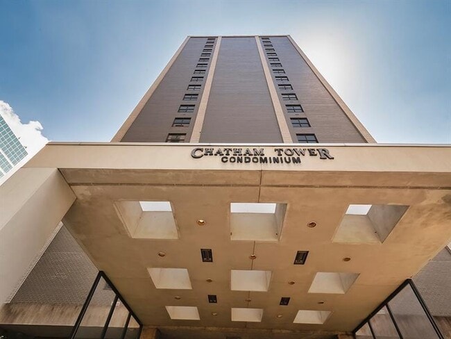 Building Photo - 112 Washington Pl