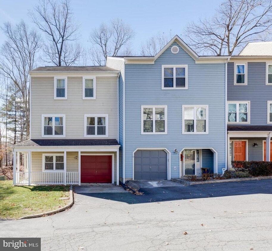 Foto principal - 6411 Cherokee Ct