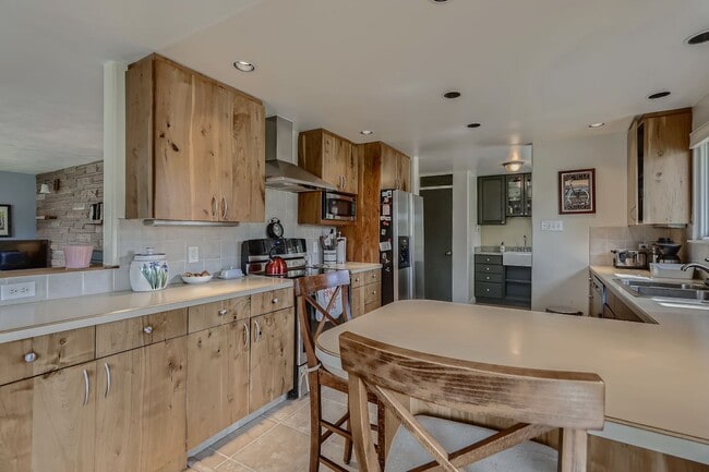 Authentic Boulder 3 BDR Mid-Century With Large Lot - Authentic Boulder 3 BDR Mid-Century With Large Lot House