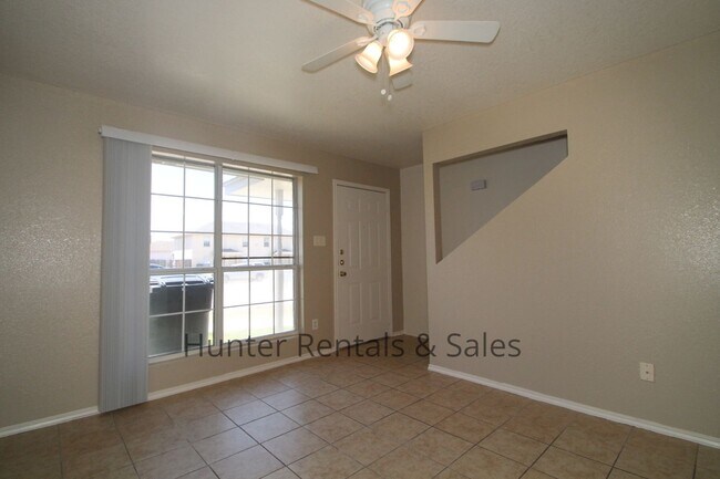 Building Photo - Perfect Two Bedroom