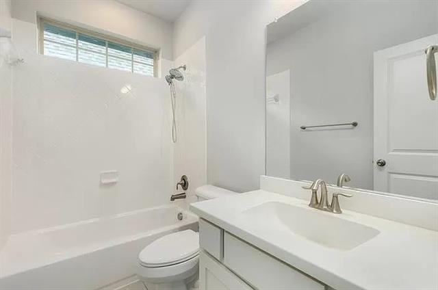 Foto del edificio - 5112 Kadin Ln