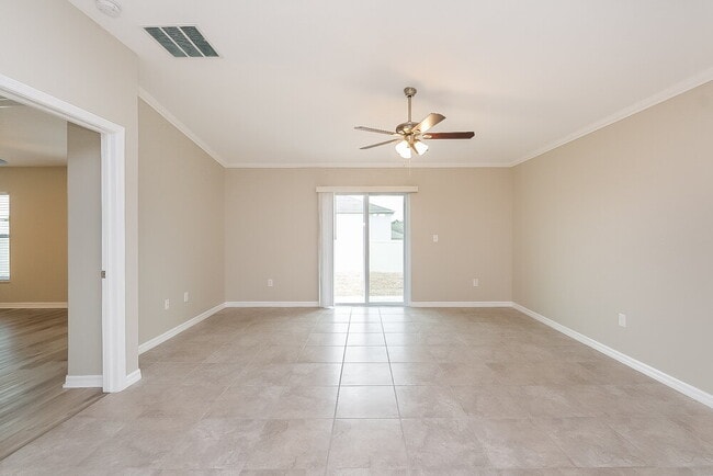 Foto del edificio - 204 Archcliffe Point Pl