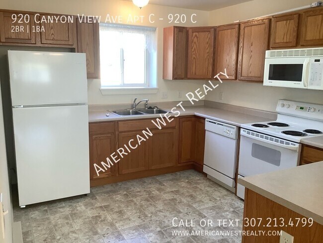 Foto del edificio - 920 Canyon View Ave