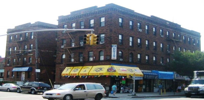Primary Photo - 2200 85th St