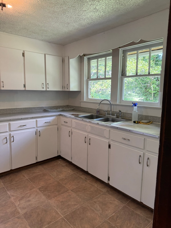 Building Photo - 62 Elm Tree Ln
