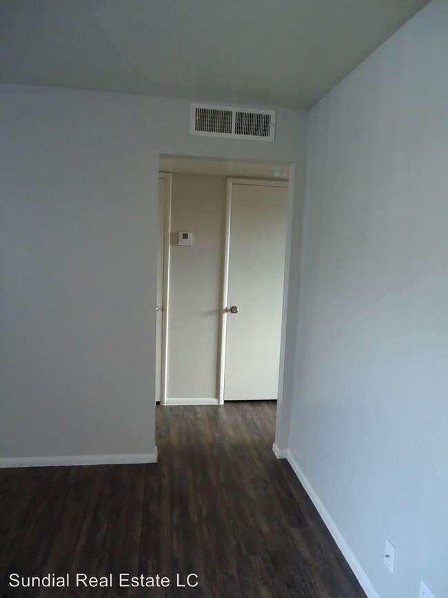 Building Photo - 2930 N 38th St