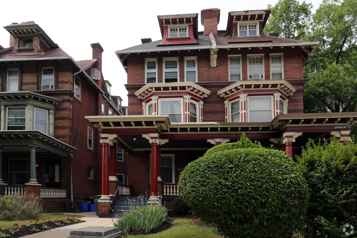 Exterior - 4642 Spruce St