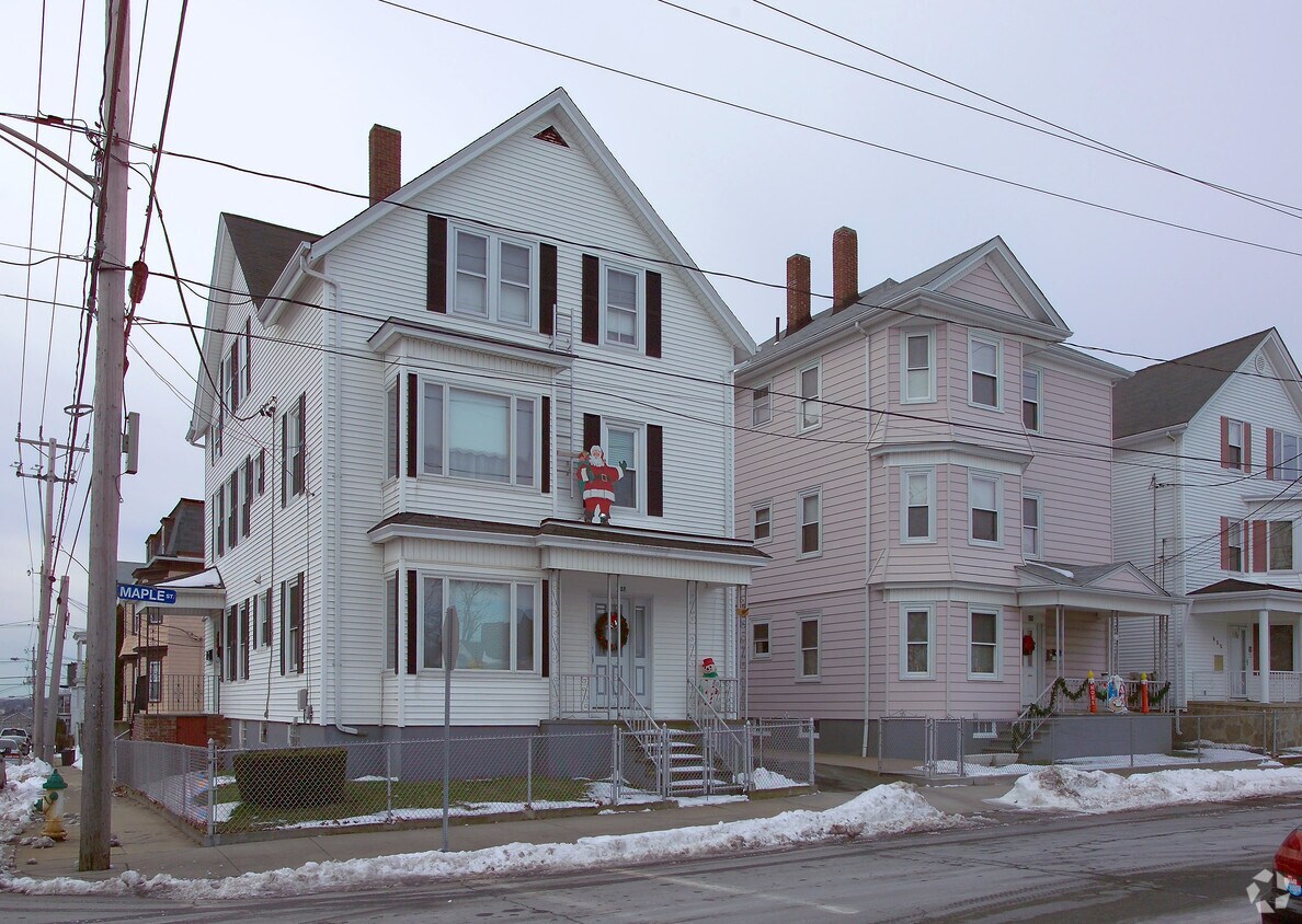 829837 Maple St, Fall River, MA 02720 Apartments in Fall River, MA
