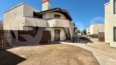 Building Photo - 16402 N 31st St