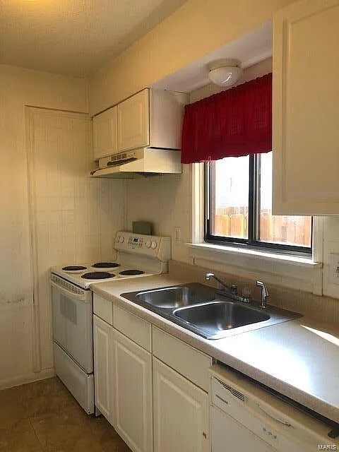 Building Photo - 2102 Gascony Dr