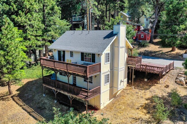 Building Photo - 31393 Lightfoot Way