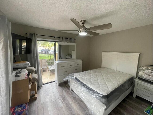 Building Photo - 363 Prestwick Cir
