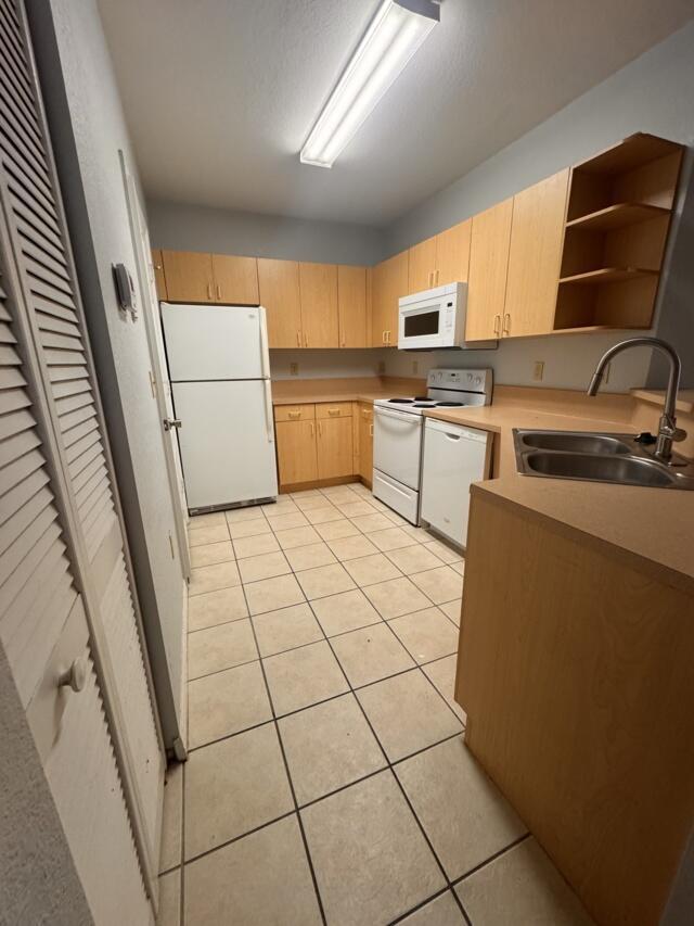 Foto del edificio - 110 SW Peacock Blvd