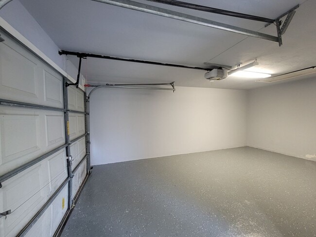 Building Photo - 4807 Triton Ct E