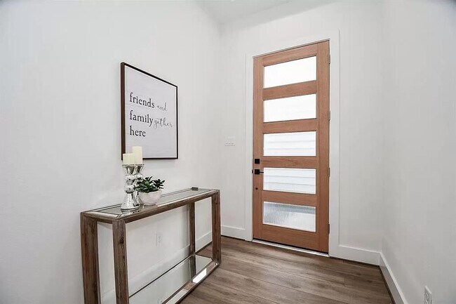 Foto del edificio - 3609 Dennis St