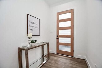 Building Photo - 3609 Dennis St