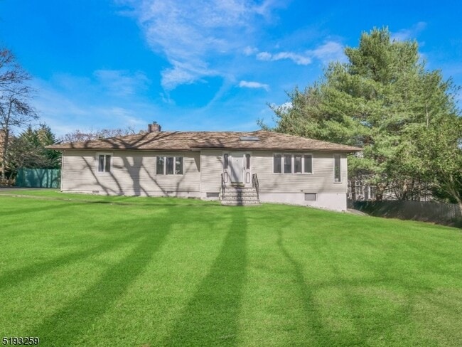 Building Photo - 419 Ratzer Rd
