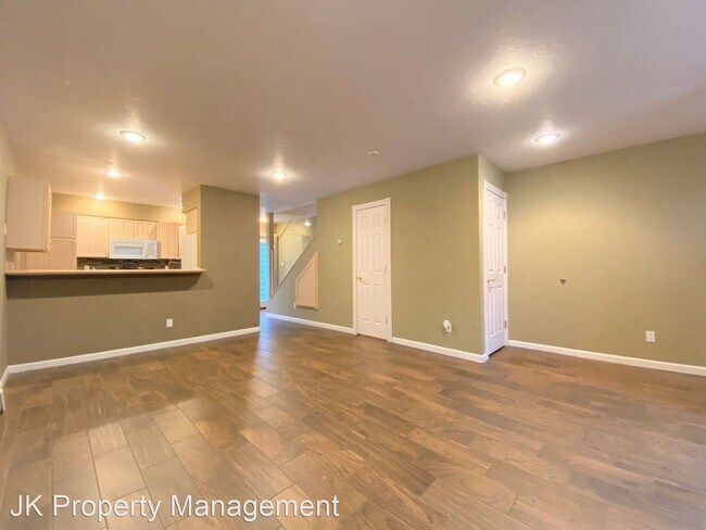 Building Photo - 3 br, 2.5 bath House - 1508 5th Street NW # 3
