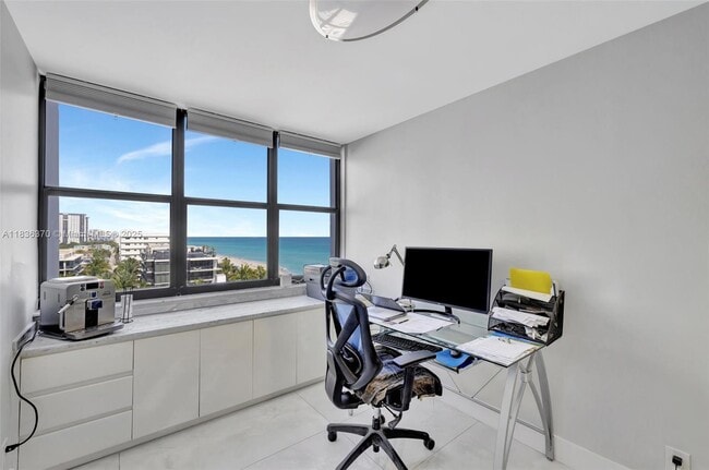 Foto del edificio - 2301 S Ocean Dr