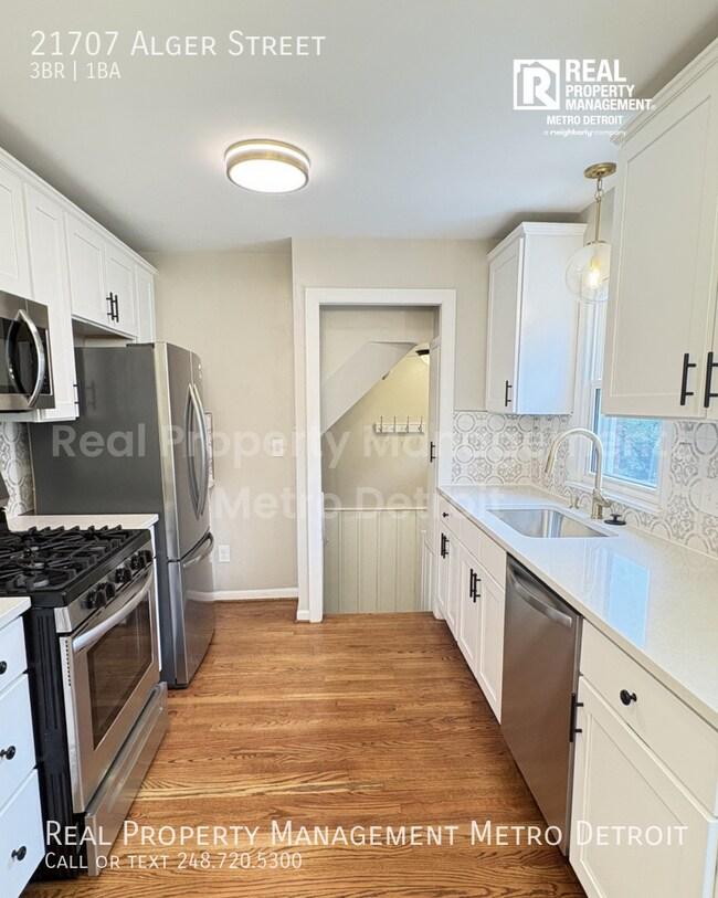 Building Photo - 21707 Alger St