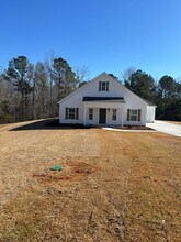 Building Photo - 280 Young Ln