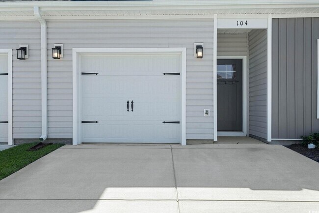 Foto del edificio - 300 Champions Blvd