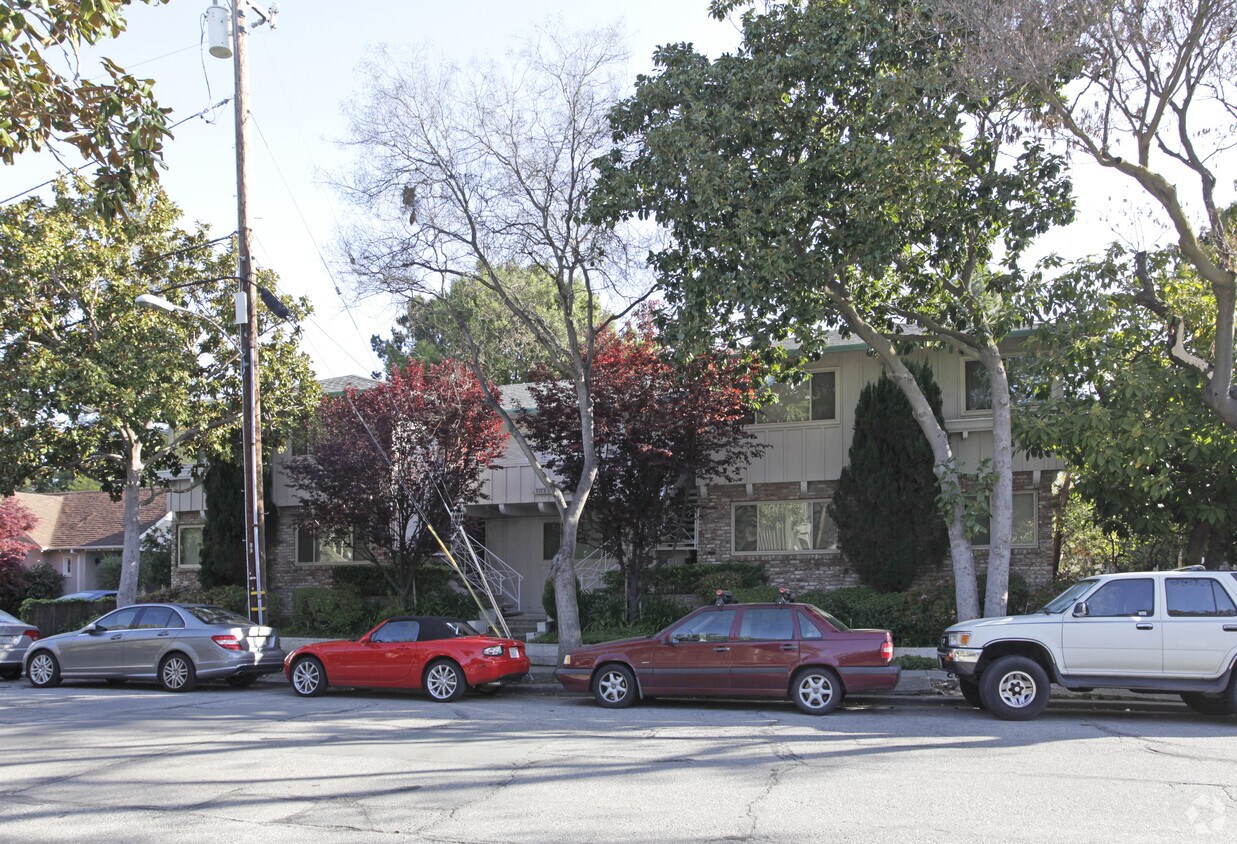 Foto del edificio - Webster Place Apartments