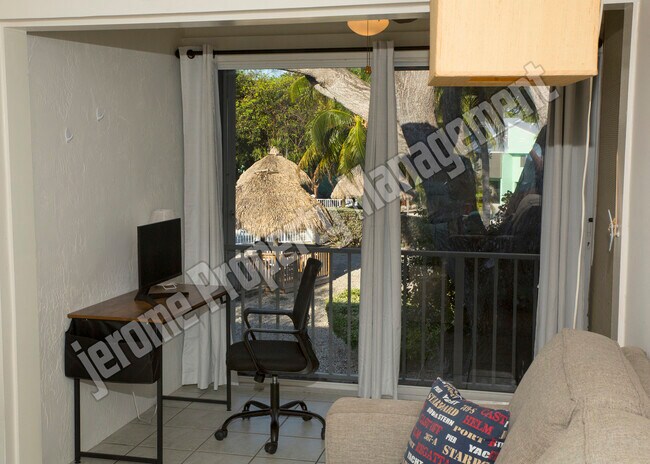 Building Photo - 98442 Windward Ave