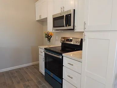 Foto del edificio - "Charming 1-Bedroom Gem in San Diego – Cozy 692 Sq Ft Retreat!"