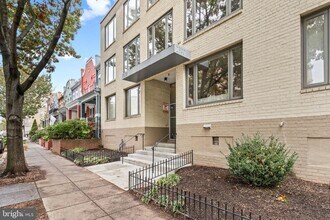 Building Photo - 2639 15th St NW
