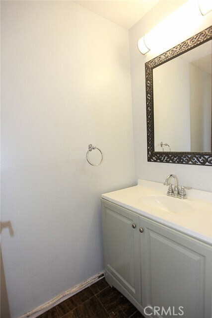 Building Photo - 27934 Ridgebrook Ct