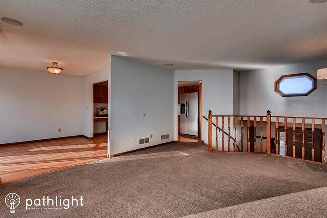 Building Photo - 1407 Primrose Lane, Shakopee, MN, 55379