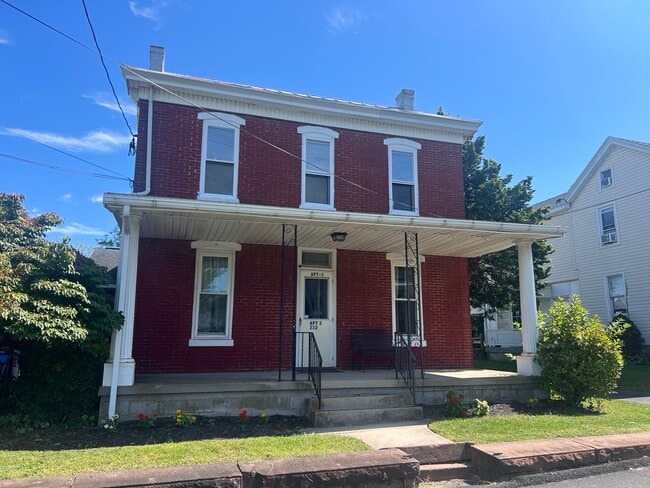 Building Photo - 232 Proudfoot Dr