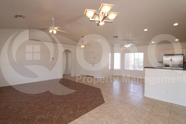 Building Photo - 14123 S Tampico Rd