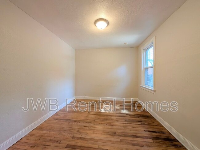 Foto del edificio - 44 W 55th St