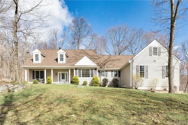 Building Photo - 18 Kramers Pond Rd