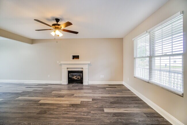 Building Photo - 8782 Olenmead Dr