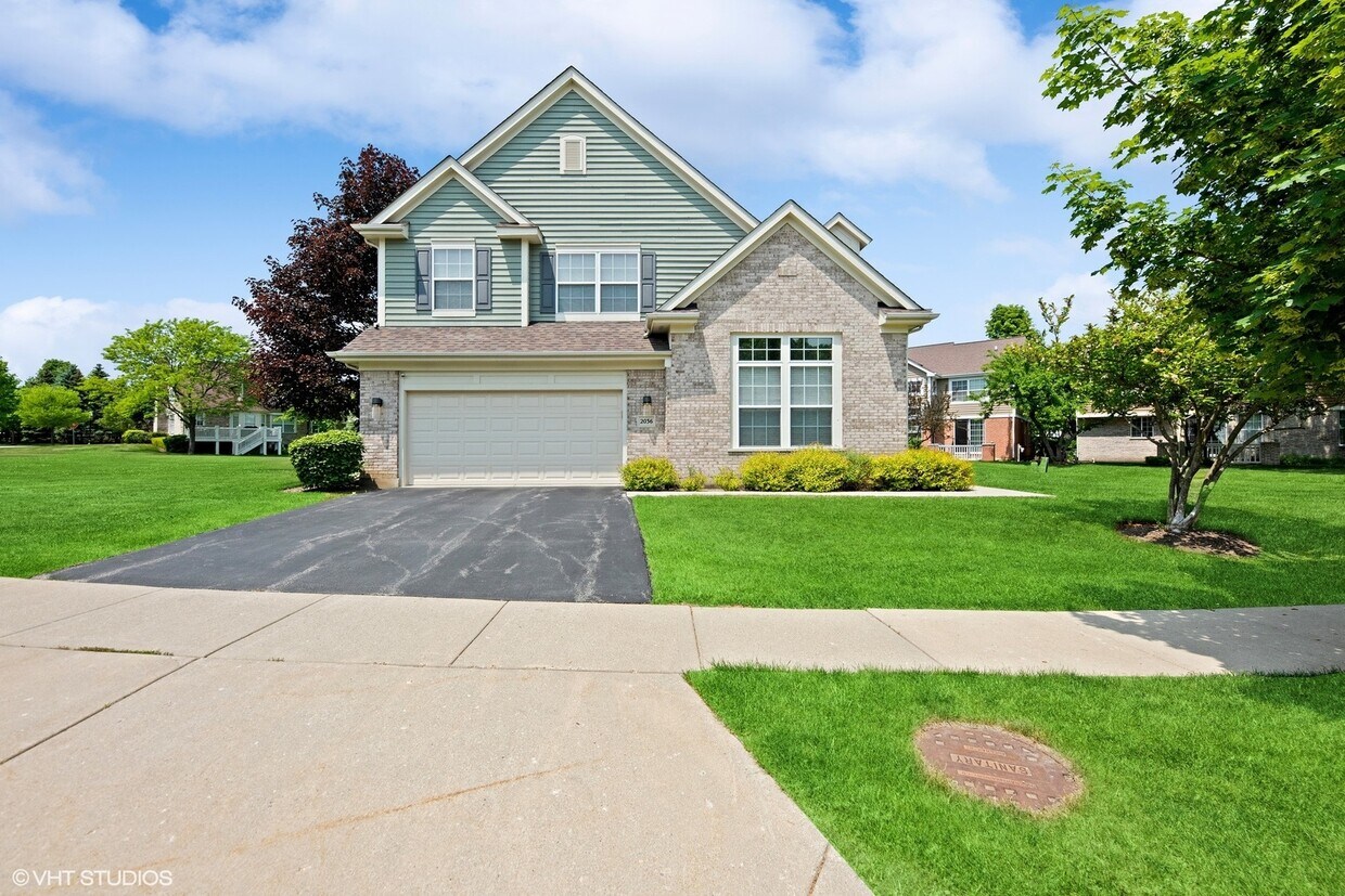 Foto principal - 2036 Inverness Dr