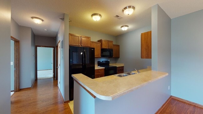 Foto del edificio - Fantastic condo in Ankeny-6mo Lease Option