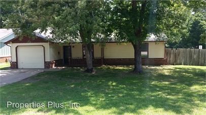 Primary Photo - 3 br, 2 bath House - 1208 N Oklahoma Ave